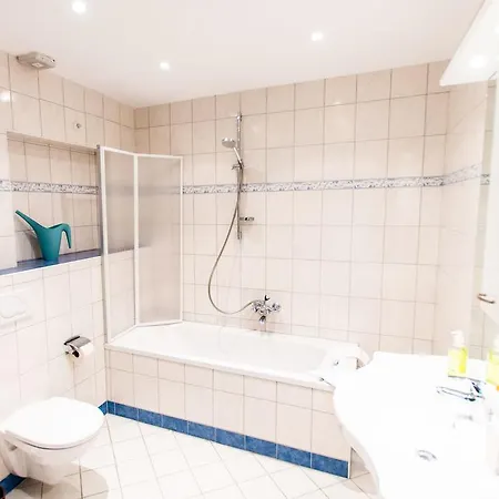 Ski-n-lake City Целль-ам-Зе