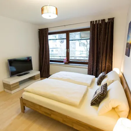 Апартаменты Ski-n-lake City Целль-ам-Зе